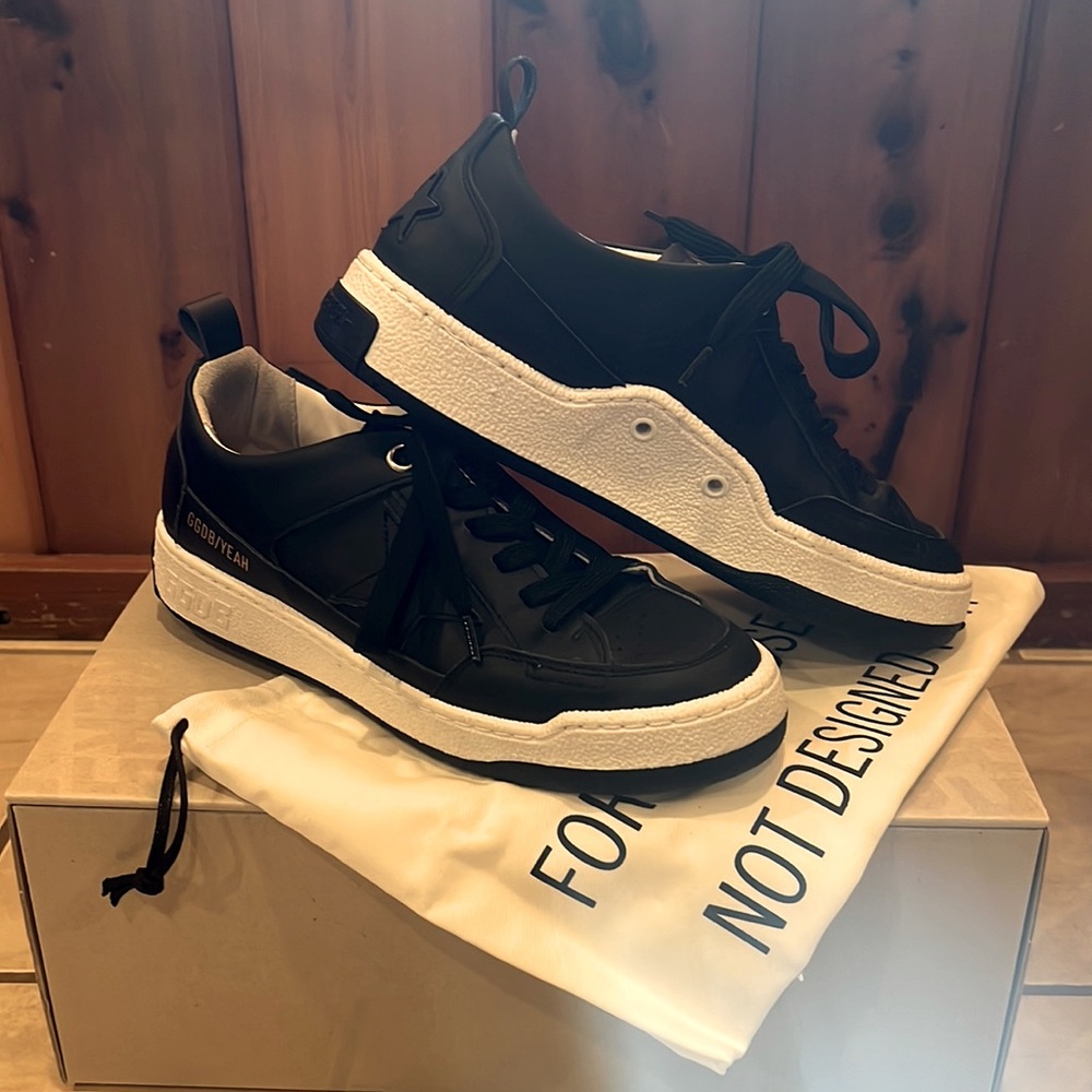 NIB Black and White Golden Goose Yeah Size 37